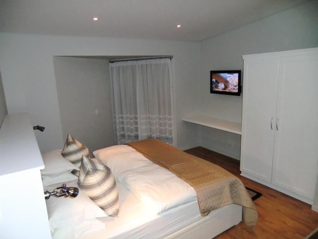 Oyster Box Guesthouse Walvis Bay Bilik gambar